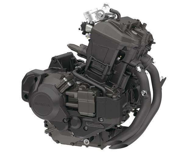 画像: エンジンは、アフリカツイン用をベースにした、ユニカム4バルブユニットを搭載。パワフルでコンパクトな、レブルにぴったりのユニットだ。