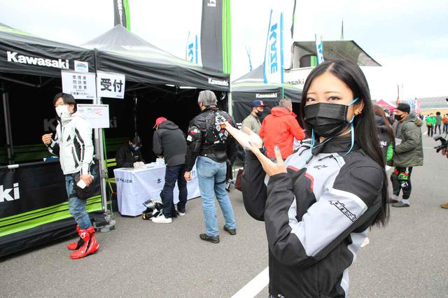 画像: 会場には若いZX-25Rオーナーがいっぱい!