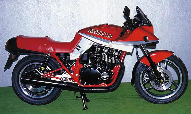 画像: 1987年 GSX1100S SBE 日本の逆輸入車ディーラーで販売された特別仕様車。オーストラリア仕様がベースで、フレームはレッド仕上げとなった。