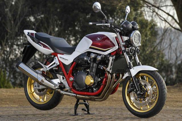 画像: Honda CB1300 SUPER FOUR 2021年モデル 総排気量:1284cc エンジン形式:水冷4ストDOHC4バルブ並列4気筒 シート高:780mm 車両重量:266kg 発売日:2021年3月18日 メーカー希望小売価格:税込156万2000円