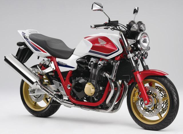 画像: 2008年 CB1300 SUPER FOUR SPECIAL EDITION 専用色のトリコロールを採用したスペシャルモデル。この年から全車エキパイにキャタライザーを装備、環境性能も向上させている。