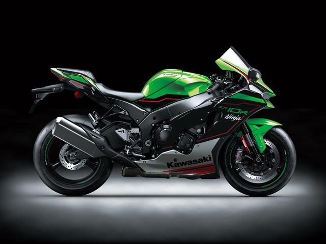 画像: Kawasaki Ninja ZX-10R 2021年モデル ※写真はNinja ZX-10R KRT EDITION 総排気量:998cc エンジン形式:水冷4ストDOHC4バルブ並列4気筒 最高出力:149kW(203PS)/13200rpm ラムエア加圧時156.8kW(213.1PS)/13200rpm シート高:835mm 車両重量:207kg 発売日:2021年5月28日予定 メーカー希望小売価格:税込229万9000円