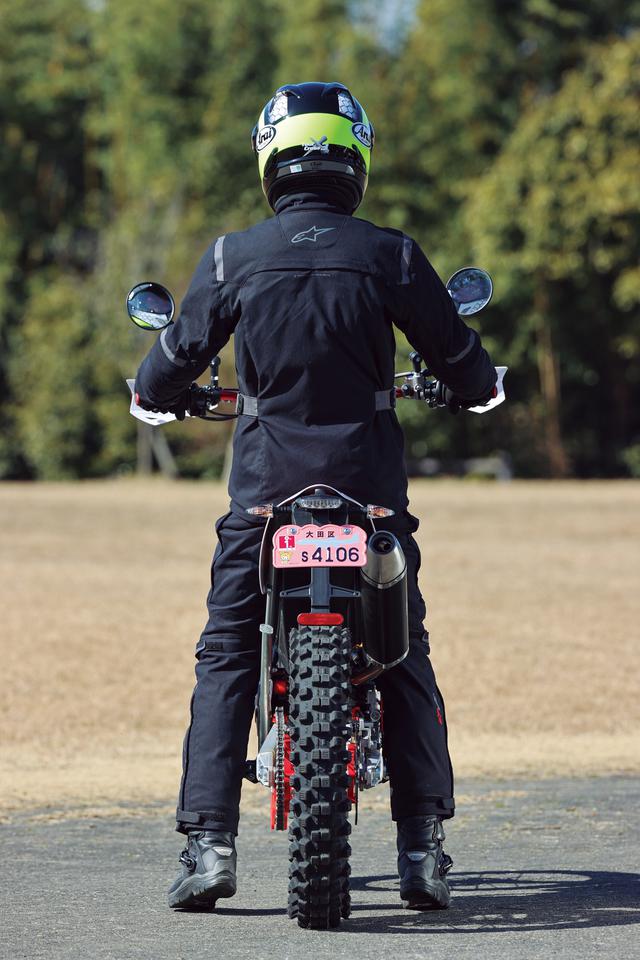 画像2: ファンティック「エンデューロ125」ライディングポジション・足つき性