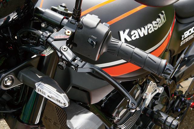 画像: ラジアルポンプのフロントマスターシリンダーやワイヤクラッチホルダーは、今回の変更でゲイルスピードに変更。操作性とタッチを向上した。