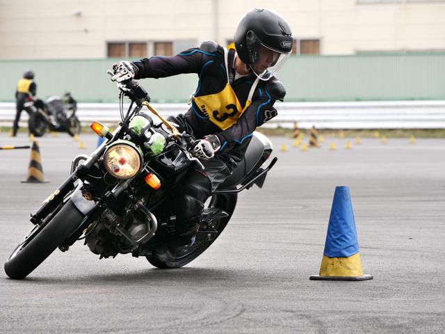 画像: ●NO級3位・河本一郎選手&VTR250 1分51秒937