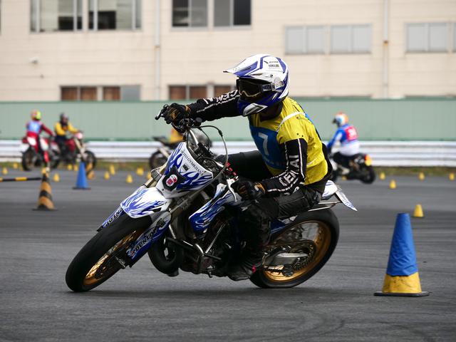 画像: ●B級3位・濱田 令選手&YZ250X 1分42秒190