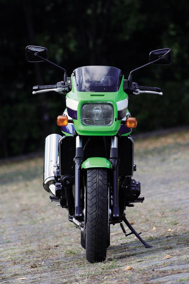 画像: 2001年から2008年までのイヤーモデルごとに、緻密な変更や熟成を繰り返し、カラーリングやグラフィックも毎年のように変更された。