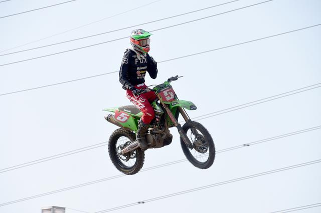画像: ホンダ→カワサキへの移籍初レースで3ヒート2勝を挙げた能塚 地元九州でのIA1クラス初優勝でした!