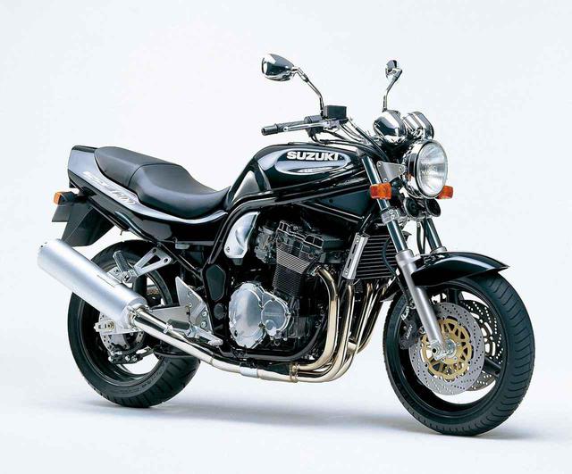 画像: ●油冷4ストDOHC4バルブ並列4気筒● 1156cc ● 97PS/8500rpm ●9.8kg-m/4000rpm ● 208㎏●120/70ZR17・180/55ZR17 ● 79万8000円 ※諸元の並び順:●エンジン形式●排気量●最高出力●最大トルク●乾燥重量●タイヤサイズ前・後●発売当時の新車価格(以下同じ)