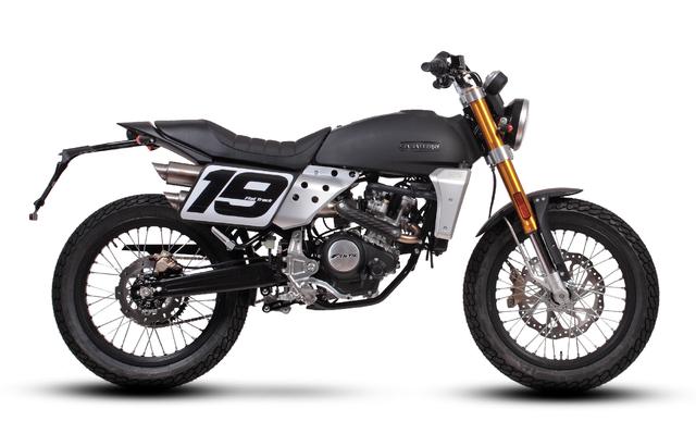 画像: FANTIC CABALLERO Flat Track 125/250/500 総排気量:124.45cc/249.6cc/449cc エンジン形式:水冷4ストSOHC4バルブ単気筒 メーカー希望小売価格:税込85万8000円/91万円/116万6000円 ※写真は125