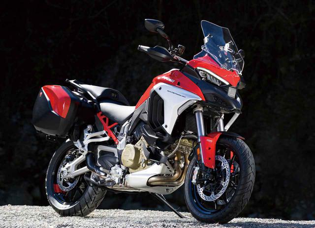 画像: DUCATI Multistrada V4 S 総排気量:1158cc エンジン形式:水冷4ストDOHC4バルブV型4気筒 シート高:820/840mm(可変式) 車両重量:218kg メーカー希望小売価格:288万円(税込)
