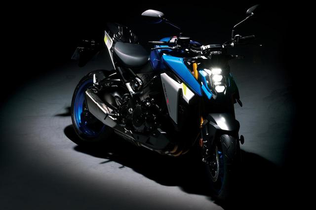 画像: SUZUKI GSX-S1000 2021年モデル 総排気量:999cc エンジン形式:水冷4ストDOHC4バルブ並列4気筒 シート高:810mm 車両重量:214kg 国内導入時期・価格:未定