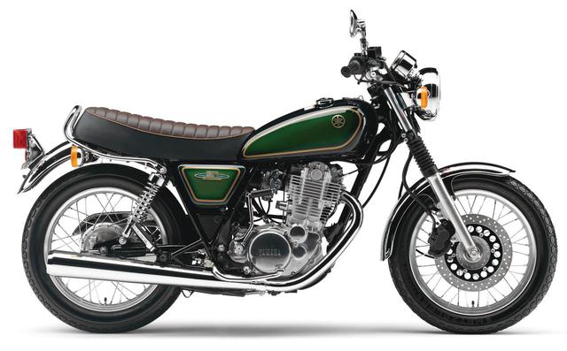 画像: SR400生誕30周年記念の『SR400 30th アニバーサリー・リミテッドエディション』。500台限定のこのモデルは、サンバースト塗装にダブルストライプのタンク&サイドカバー、初代SR500仕様タックロールシートなどを採用。SRは前年の2007年に累計販売台数が12万台を超えた。発売当時価格:60万9000円