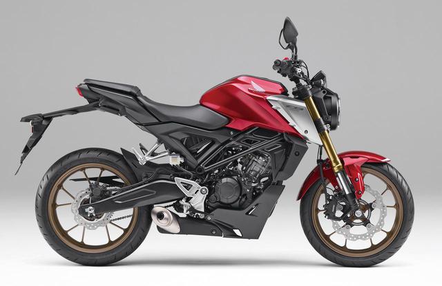 画像: Honda CB125R 新型・2021年モデル 総排気量:124cc エンジン形式:水冷4ストDOHC4バルブ単気筒 シート高:815mm 車両重量:130kg 発売日:2021年4月22日 メーカー希望小売価格:税込47万3000円