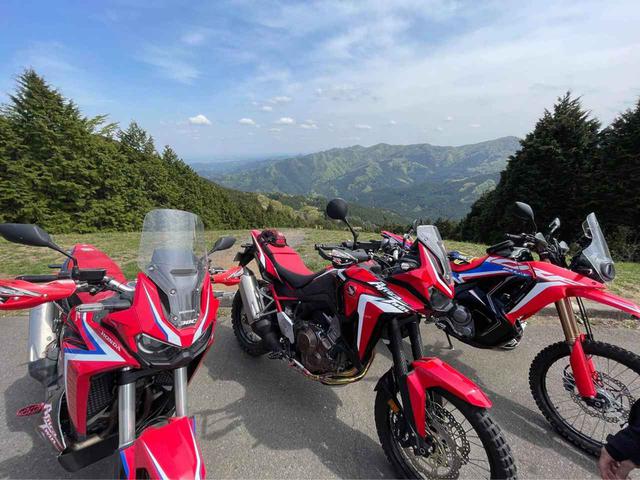 画像13: ラリースタイルのマシン3台で林道ツーリング(三橋 淳)