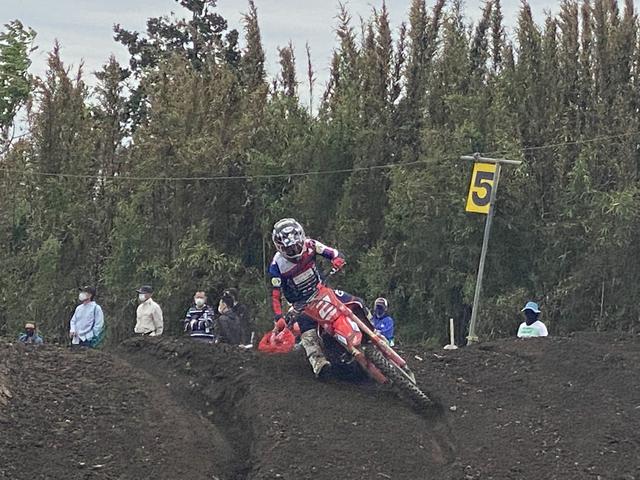 画像: 大城選手の5コーナー。