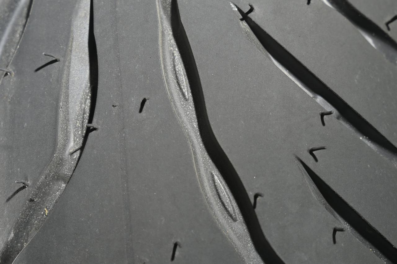 画像2: 「パルスグルーブ」でウェット性能劇的向上！