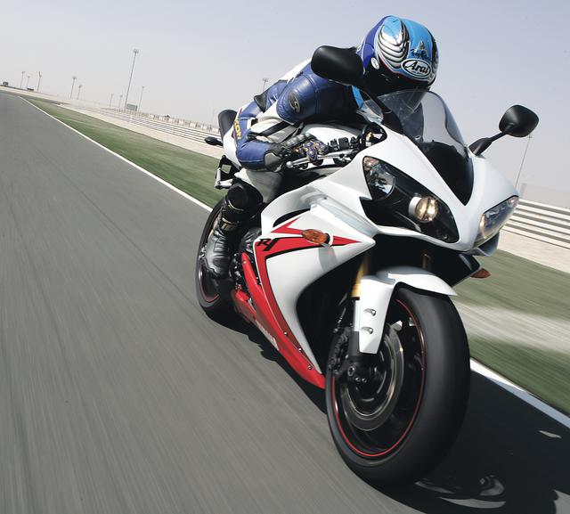 画像2: ヤマハ「YZF-R1」(2007・4C8)インプレ・解説(宮崎敬一郎)