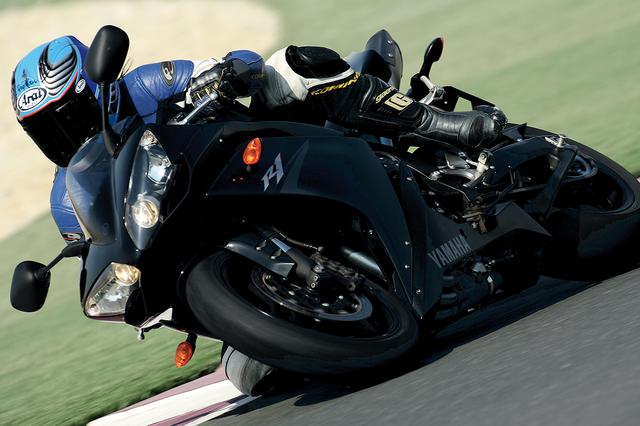画像1: ヤマハ「YZF-R1」(2007・4C8)インプレ・解説(宮崎敬一郎)
