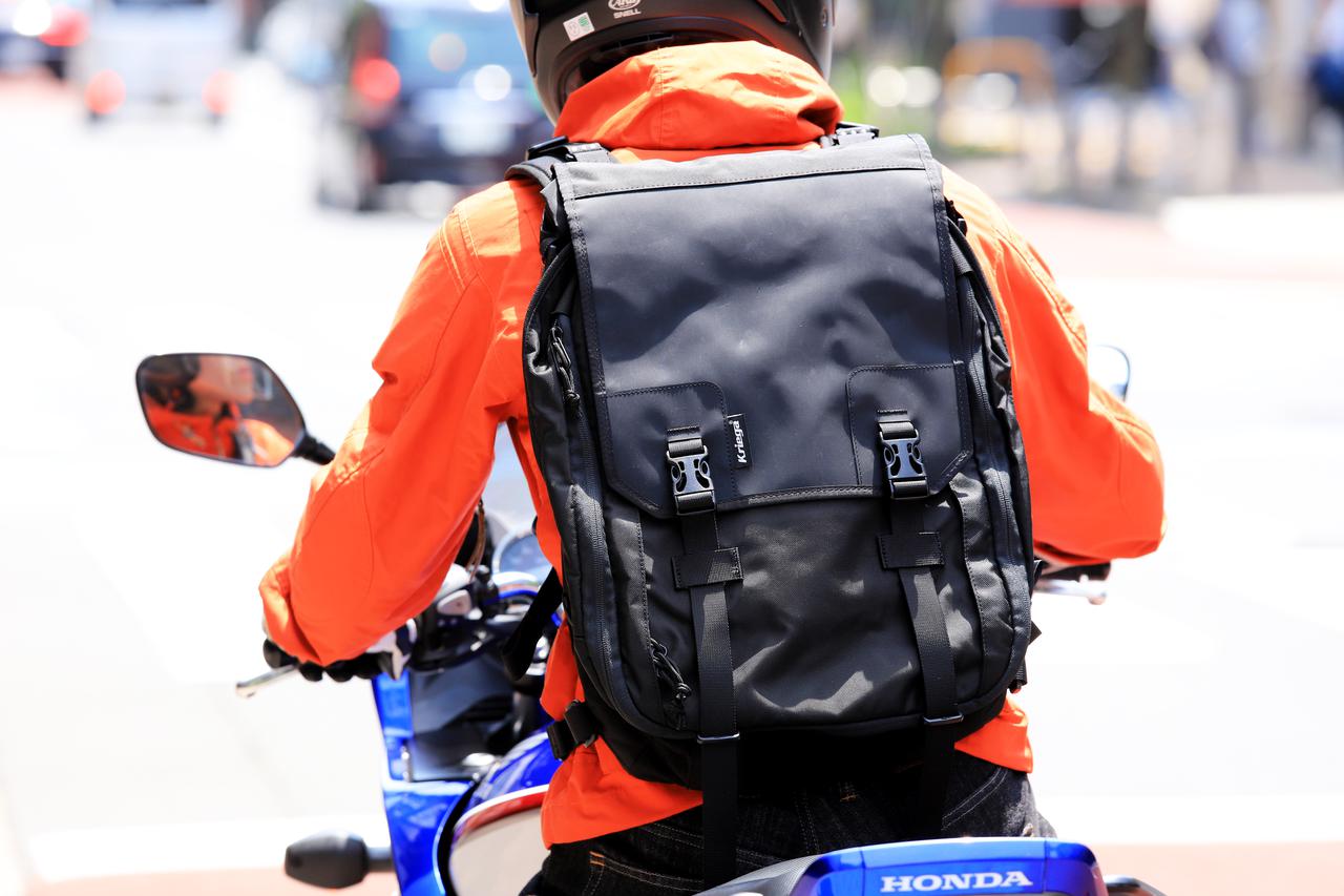 【バイク乗りのための防水バックパック】「クリーガ」製リュックの特徴を紹介｜こだわりの用品を求めるライダーにおすすめ！ webオートバイ