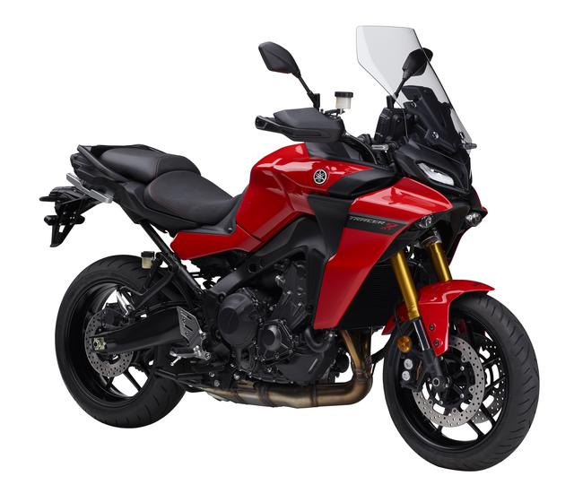 画像: YAMAHA TRACER9 GT ABS 総排気量:888cc エンジン形式:水冷4ストDOHC4バルブ並列3気筒 シート高:810/825mm 車両重量:220kg 発売日:2021年7月28日予定 税込価格:145万2000円