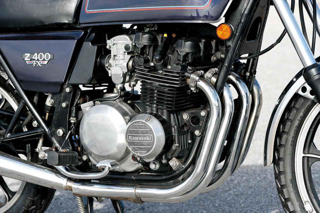 画像: ボア55×ストローク52.4mmのZ500用エンジンを、ボア52×ストローク47mmとして399cc化。DOHC2バルブ空冷4気筒という基本構造は共通。