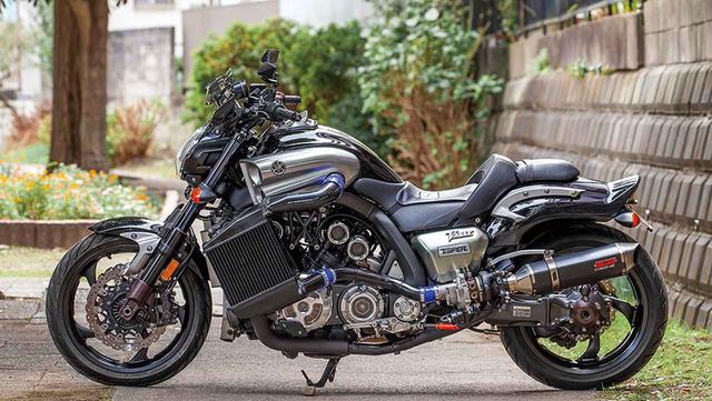 画像1: ショップの本領たるV4ターボ・カスタム