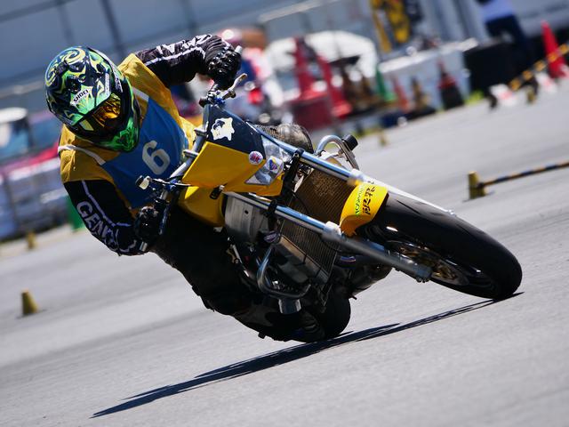 画像: ●B級1位・木村健太選手&NSR250改 1分28秒303
