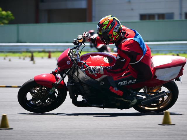 画像: ●B級3位・池浦彰寿選手&NSR250R 1分28秒914