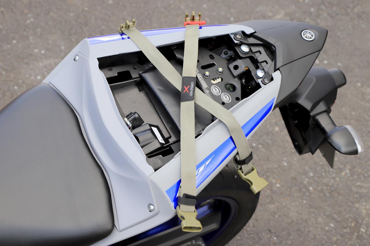 画像2: シートバッグの装着が簡単になったのはゴールドウインのおかげ!? 「Xベルト」の偉大な功績