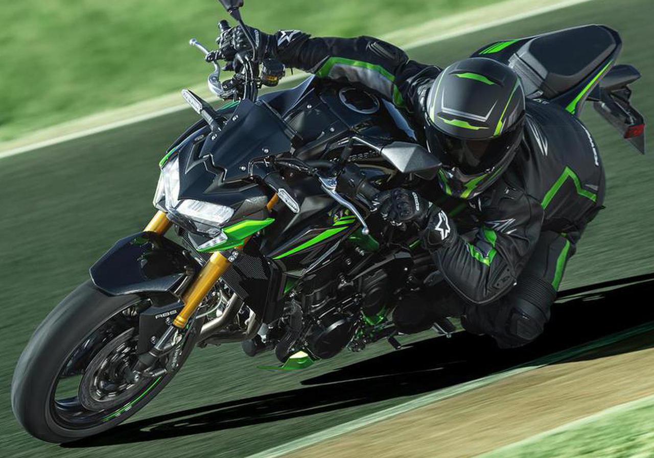 カワサキ「Z900 SE」を解説｜スポーツネイキッドZ900の上級グレード