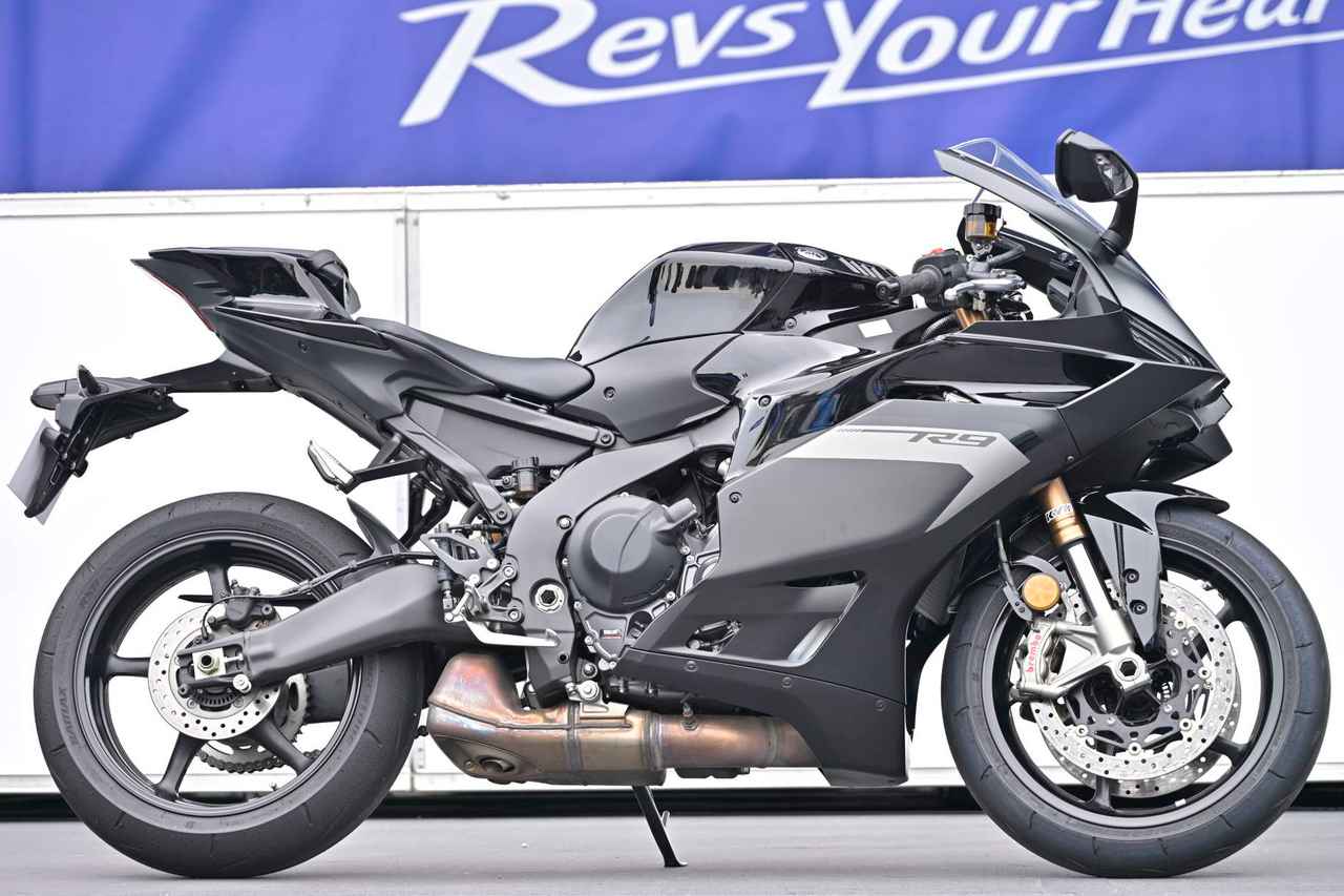 Yz R9 ヤマハが新型車「YZF-R9」を鈴鹿で初公開! カラーは3色登場 - webオートバイ