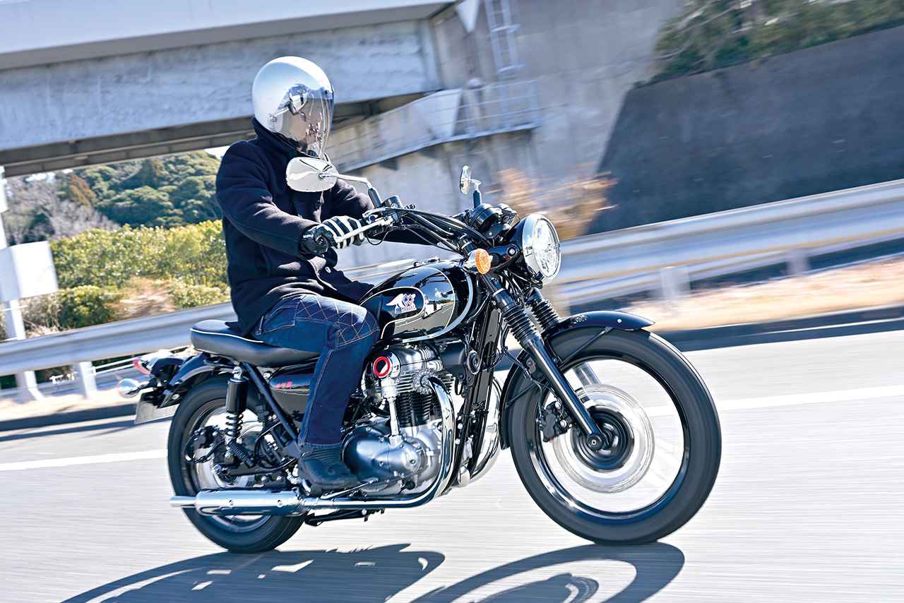 画像: カワサキ「メグロ K3」VS ロイヤルエンフィールド「ショットガン650」｜比較インプレ