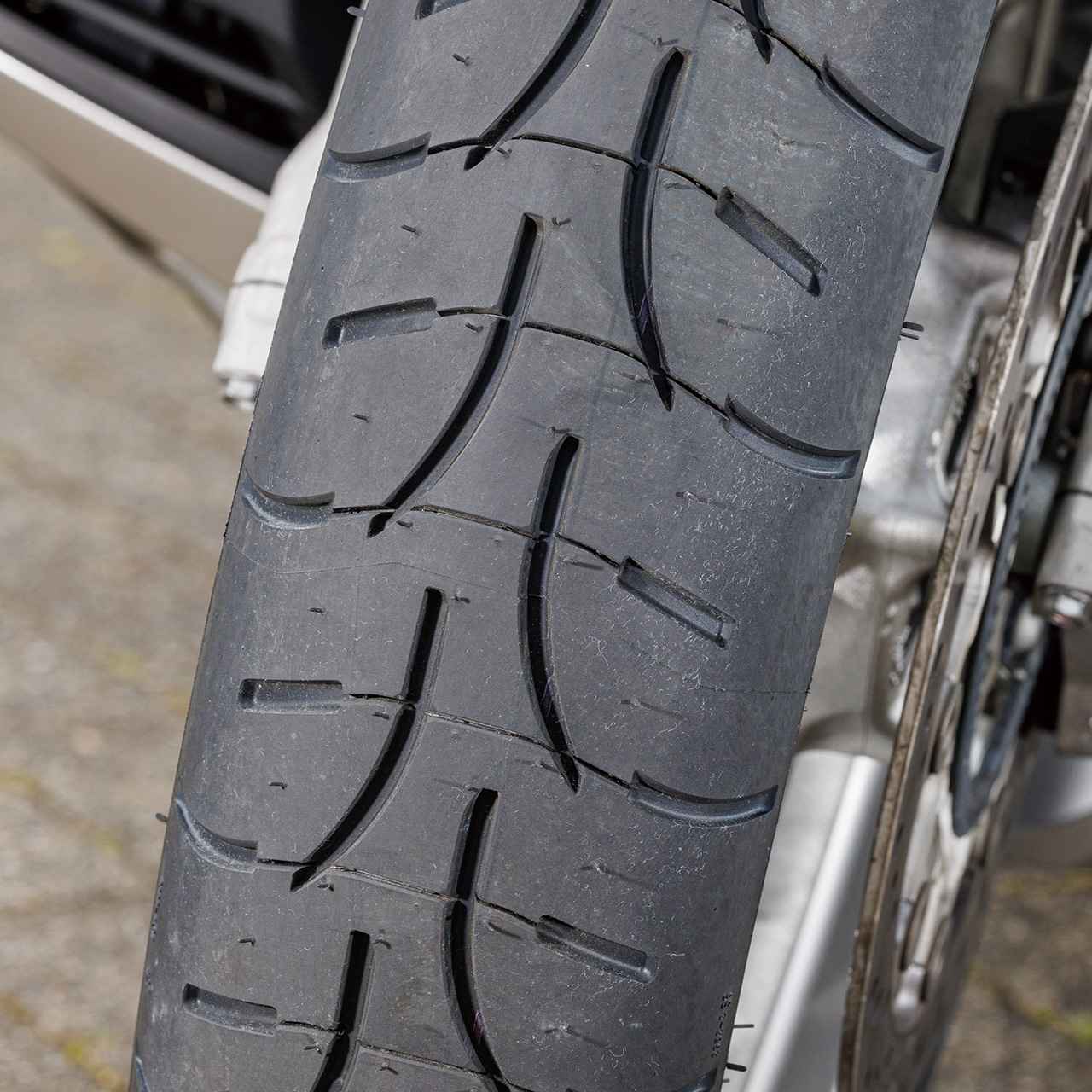 画像 : 6番目の画像 - 【写真7枚】ミシュラン「ROAD W GT」タイヤ・インプレ - webオートバイ