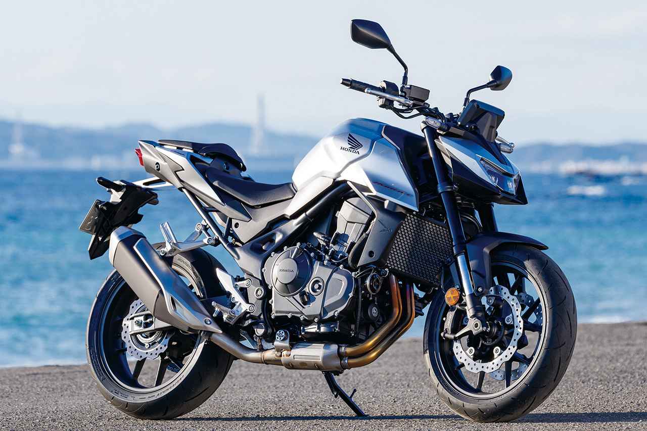 画像: Honda CB750 HORNET 総排気量:754cc エンジン形式:水冷4ストSOHC4バルブ並列2気筒 シート高:795mm 車両重量:192kg 税込価格:103万9500円