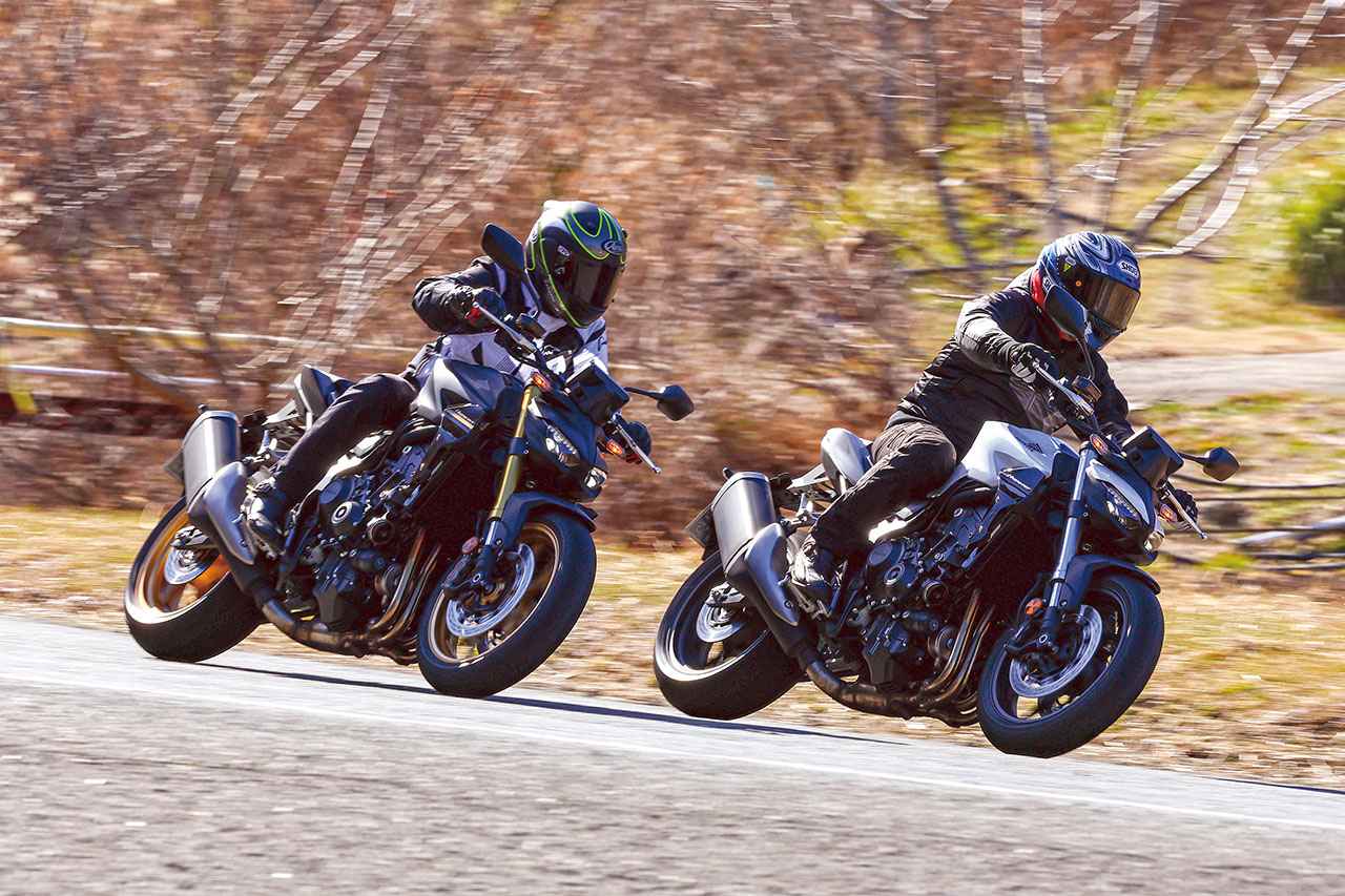 画像: CB1000 HORNET SP(左)とCB1000 HORNET (右)。