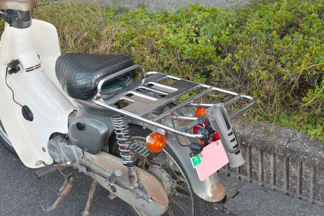 画像2: 鉄カブの積載力を大幅アップさせてくれる、ホンダ純正超大型キャリア