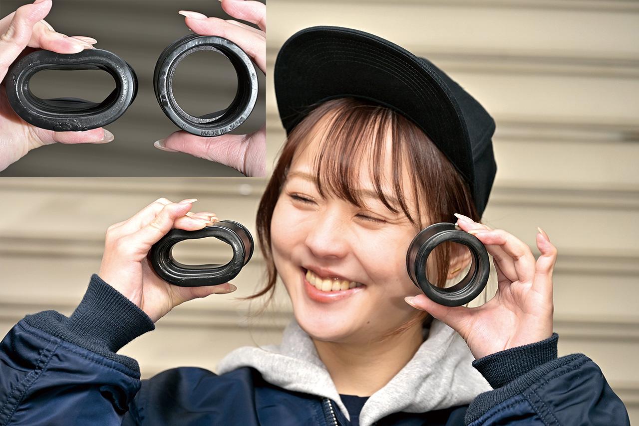 画像: 4.柔軟性が復活! カチカチのマニホールドが手で潰せるぐらい柔らかさを取り戻した!これならキャブの組付けもスムーズだ。ゴムに割れなど無ければ使用可能なレベルまで復活させられそうだ。