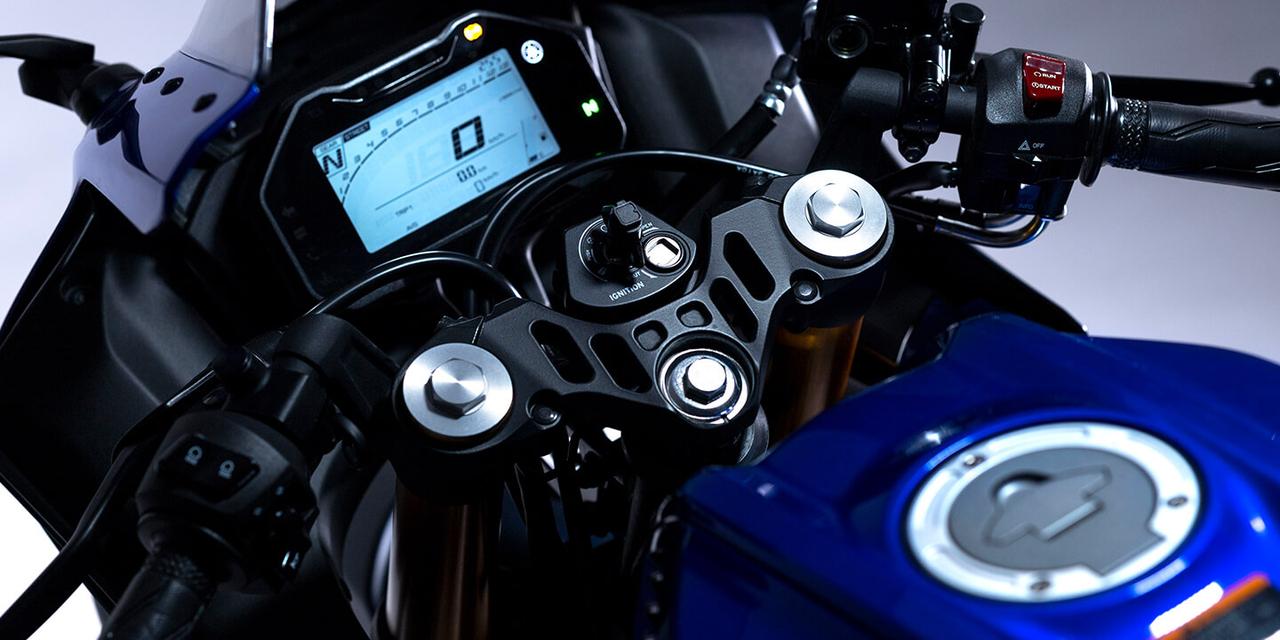 画像 : 18番目の画像 - 【写真24枚】ヤマハ「YZF-R15 ABS」 - webオートバイ