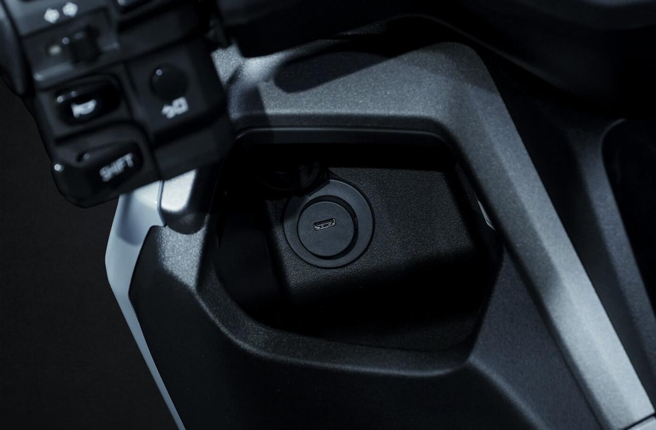 画像 : 20番目の画像 - 【写真27枚】ヤマハ「XMAX155 ABS」 - webオートバイ