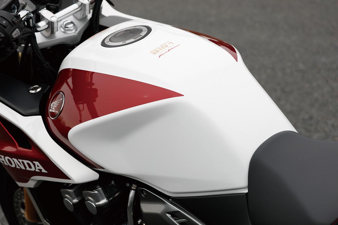 画像 : 5番目の画像 - 【写真7枚】ホンダ「CB1300SF ファイナルエディション」「CB1300SB ファイナルエディション」 - webオートバイ