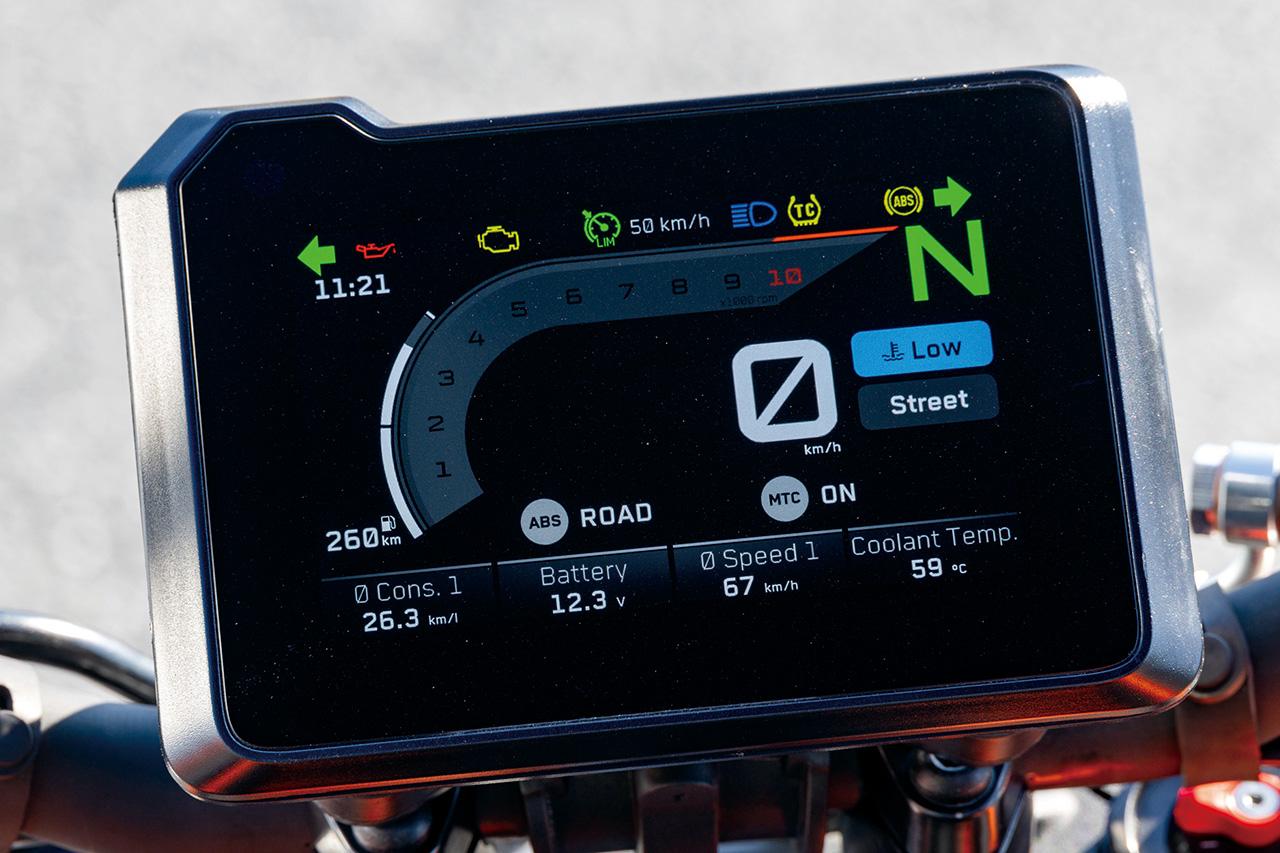 画像 : 3番目の画像 - 【写真6枚】KTM「390デューク」 - webオートバイ
