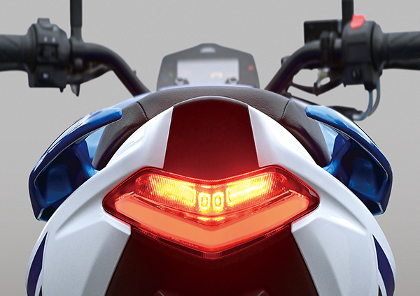 画像 : 15番目の画像 - 【写真15枚】スズキ「ジクサー250」 - webオートバイ