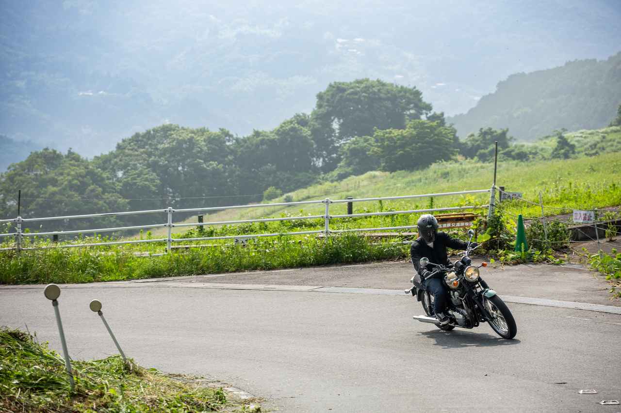 画像3: 【本気テスト】BMCの空冷式シャツ・ジーンズ・グローブを着用して炎天下ツーリング! 日本一暑い街から絶品かき氷を求めて走る夏の旅