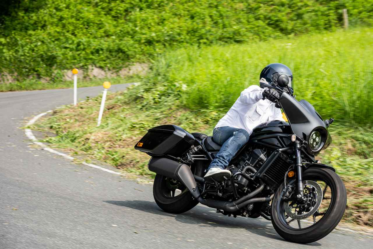 画像4: 【本気テスト】BMCの空冷式シャツ・ジーンズ・グローブを着用して炎天下ツーリング! 日本一暑い街から絶品かき氷を求めて走る夏の旅