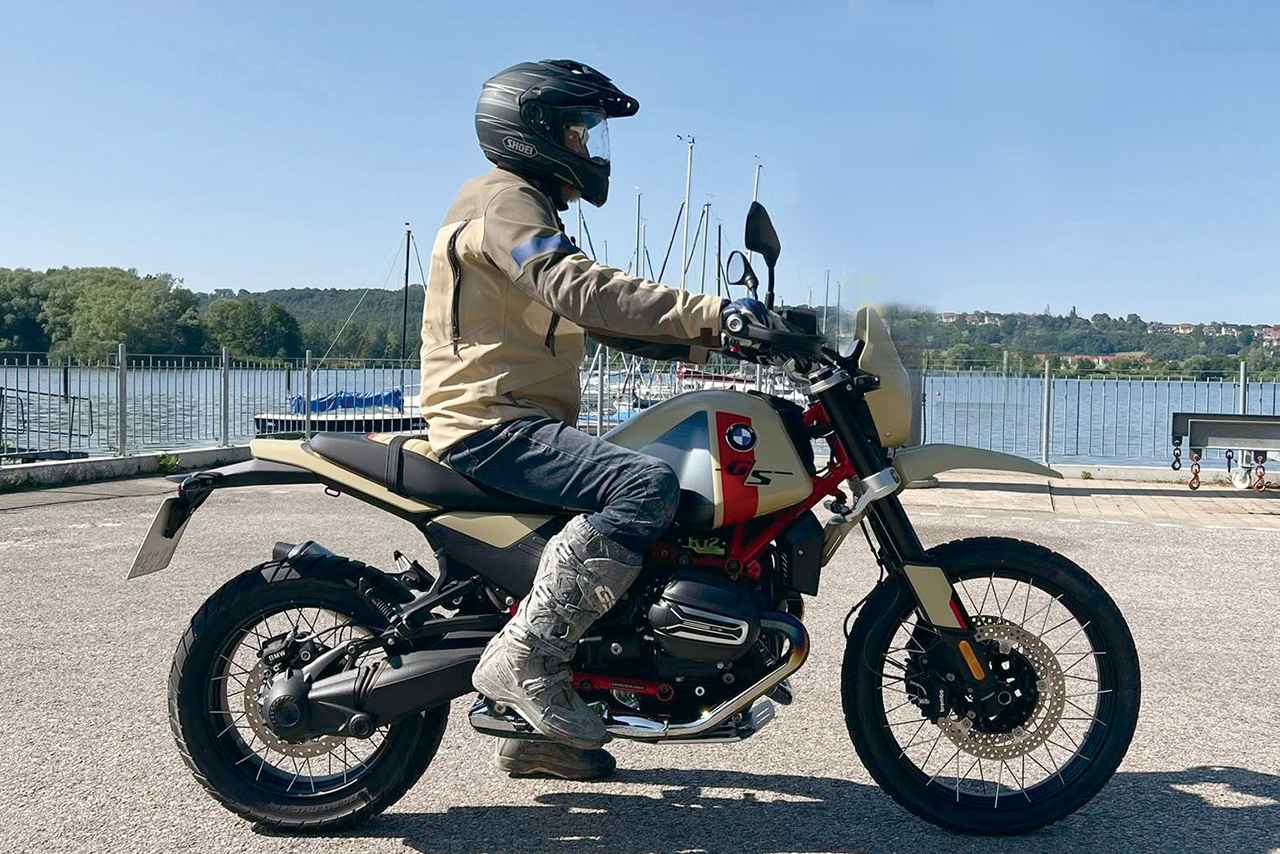 画像1: BMW「R12G/S」ライディングポジション・足つき性