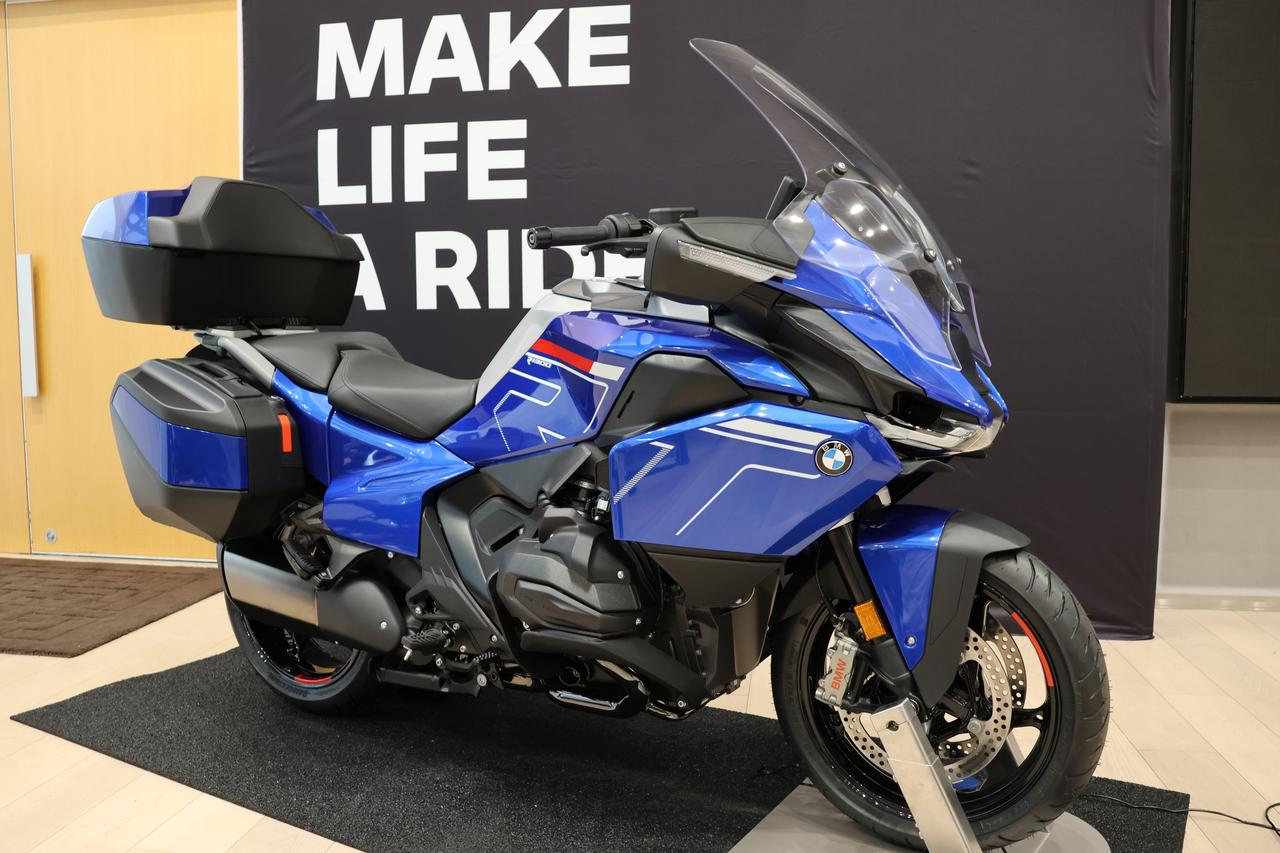 画像: BMW R 1300 RT 2025年モデル 総排気量:1300cc エンジン形式:空水冷4ストDOHC4バルブ水平対向2気筒 シート高:820mm 車両重量:281kg 発売:2025年8月下旬(7月16日予約開始) 税込価格:366万1000円~404万3000円