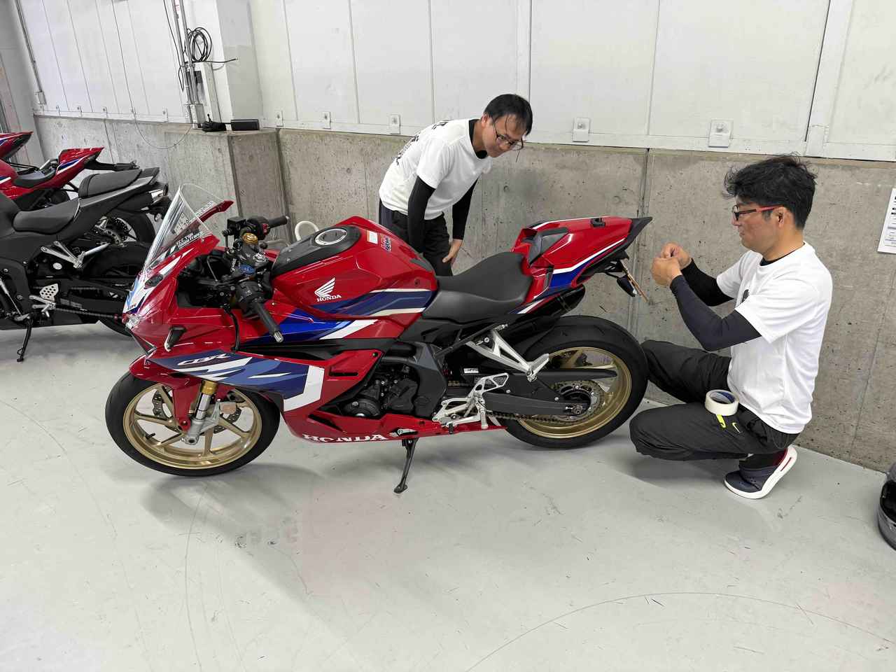 画像16: CBR600RRで鈴鹿サーキットを走る! バトラックスプロショップ走行会に参加しました【葉月美優のライディングレポート】