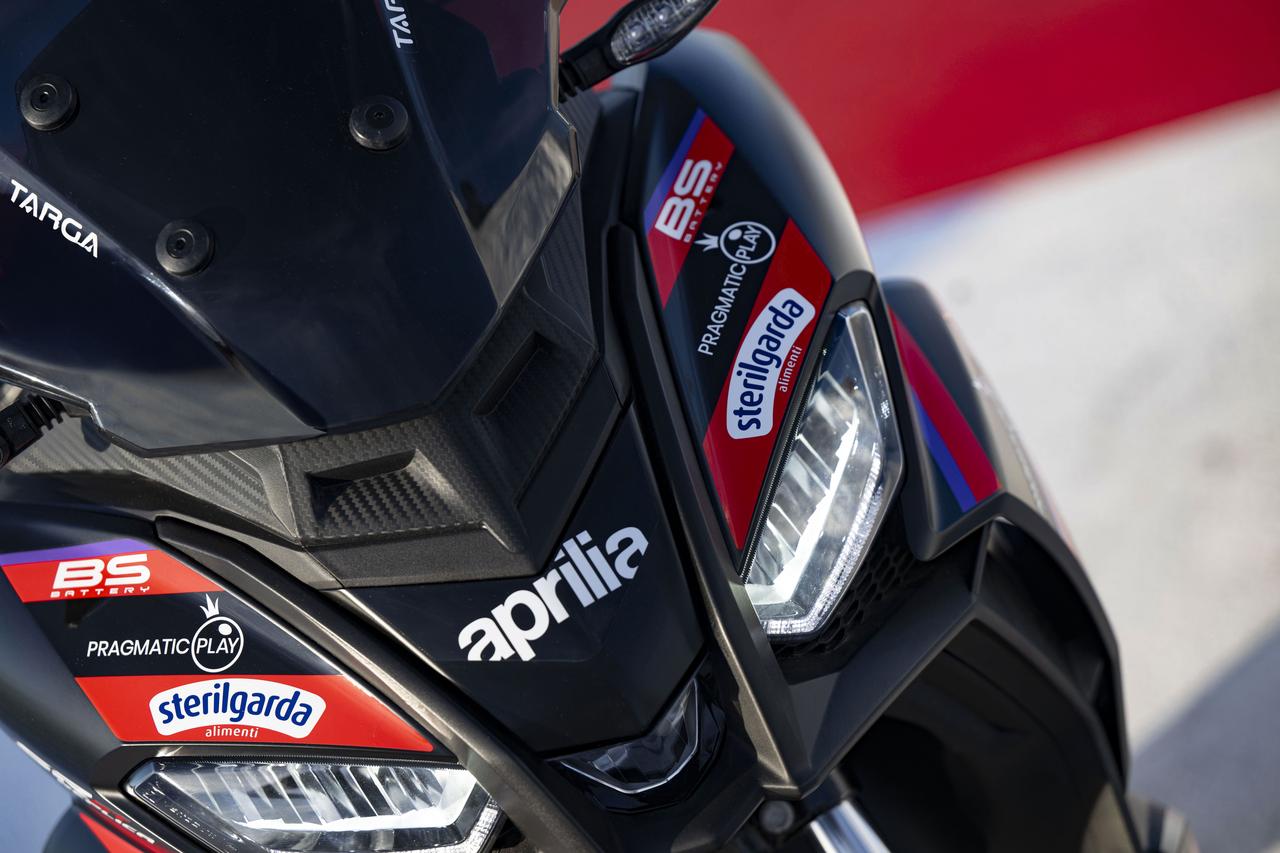 画像 : 19番目の画像 - 【写真23枚】アプリリア「SR GT 200 レプリカ」2025年モデル - webオートバイ