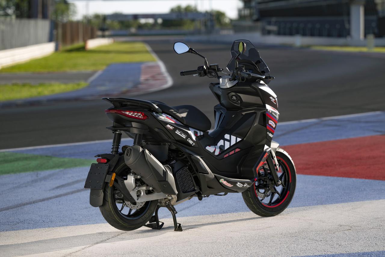 画像 : 7番目の画像 - 【写真23枚】アプリリア「SR GT 200 レプリカ」2025年モデル - webオートバイ